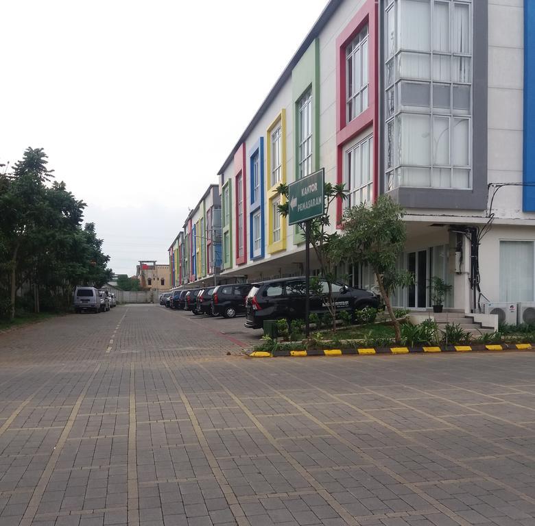 Ananda Apartments @ Suites Metro Cicadas Buitenkant foto